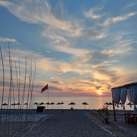 Lost Paradise Eco Camping Himarë Exterior foto