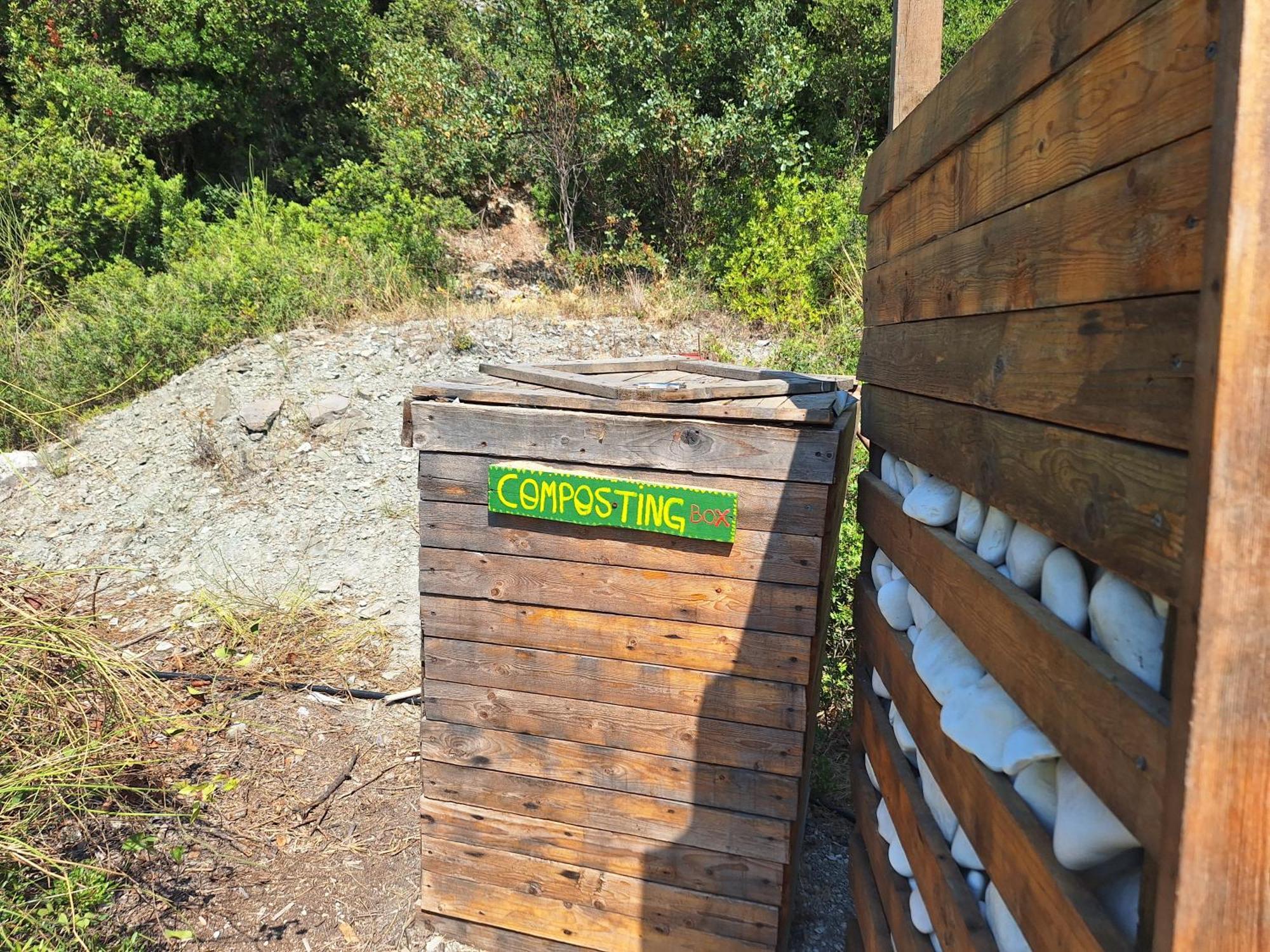 Lost Paradise Eco Camping Himarë Exterior foto